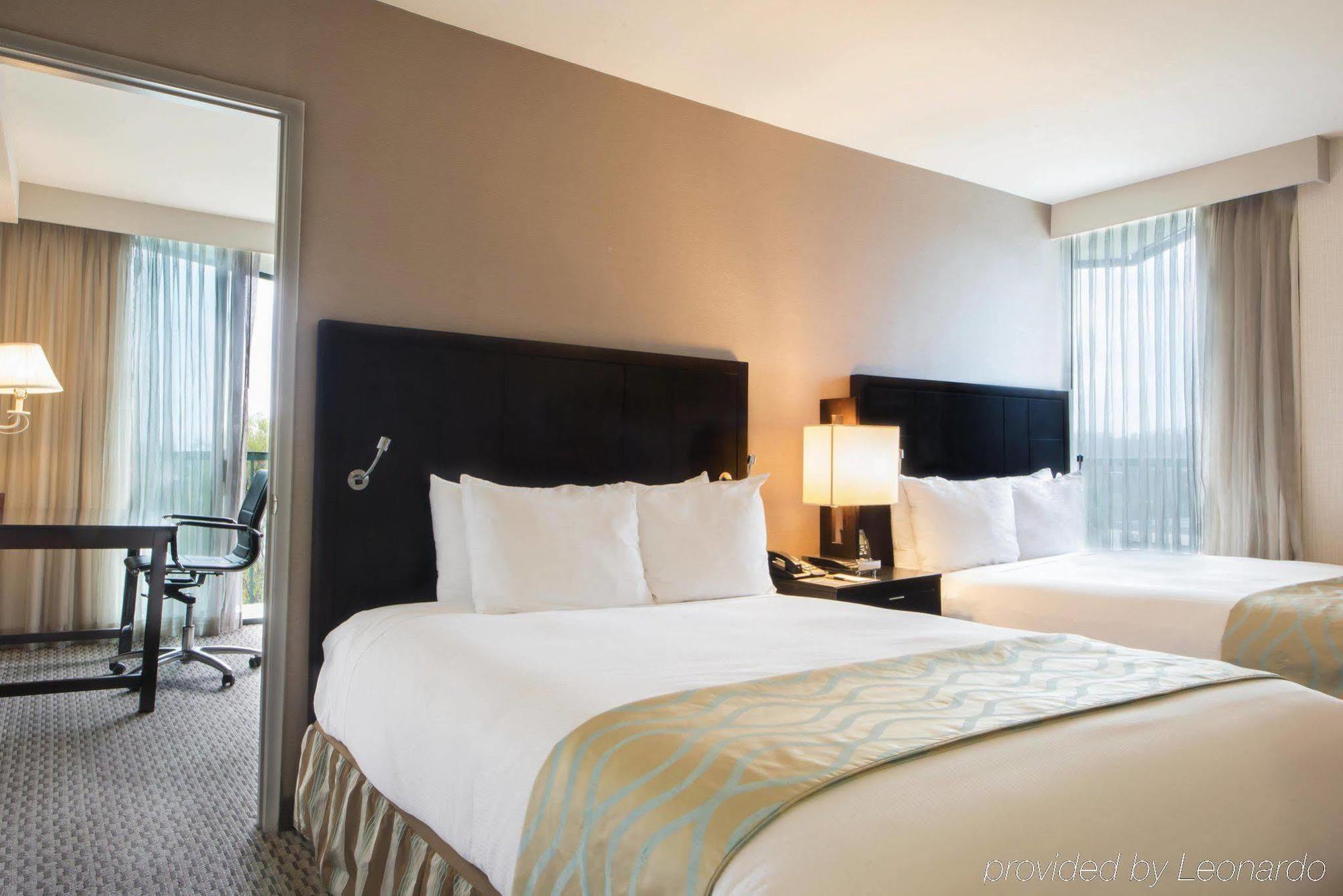 Doubletree By Hilton San Diego Hotel Circle Εξωτερικό φωτογραφία